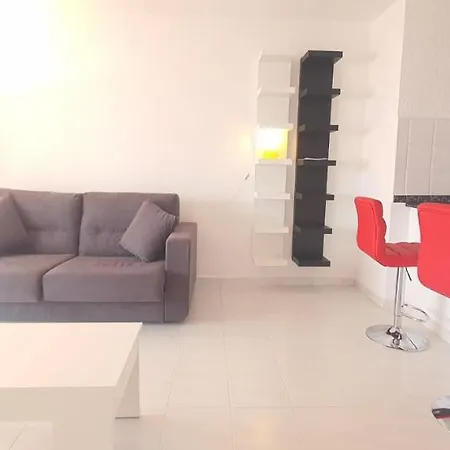 شقة Red Beach Tenerife أرونا