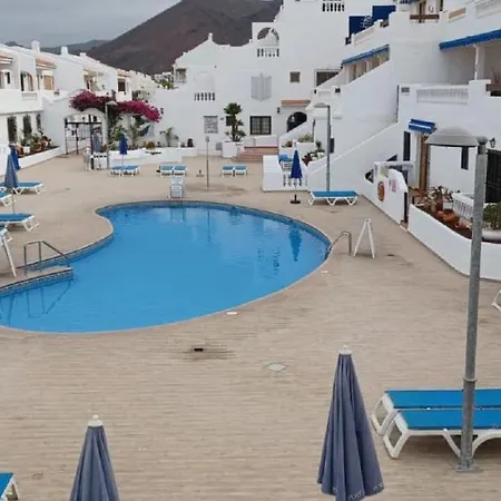 شقة Red Beach Tenerife أرونا